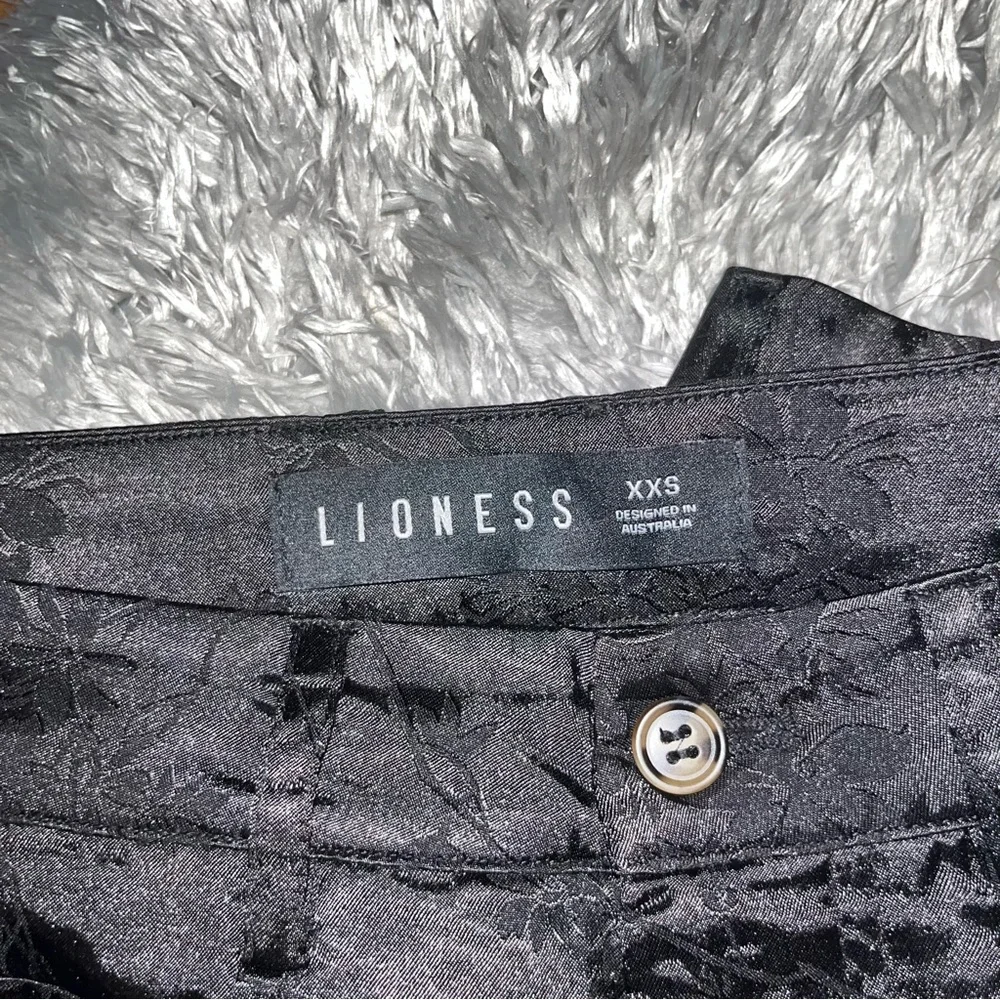 Lioness NWT St. Germain pants Black - Picture 3 of 3